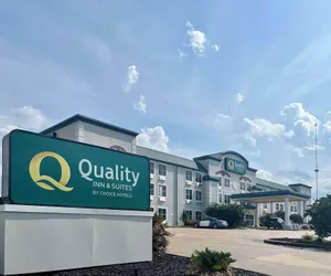 Photo 2 - Quality Inn And Suites