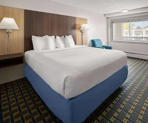 Photo 4 - Days Inn by Wyndham Tonawanda/Buffalo