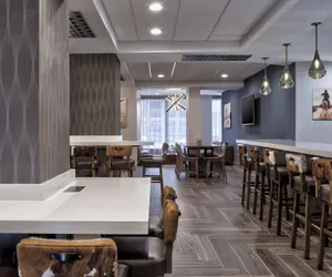 Photo 4 - Courtyard by Marriott Fort Worth Downtown/Blackstone
