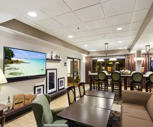 Photo 3 - Hampton Inn Mount Dora