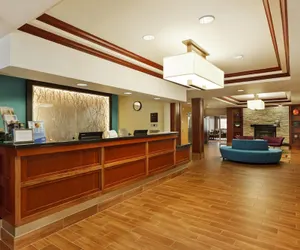 Photo 3 - Fairfield Inn & Suites by Marriott Lake Oswego