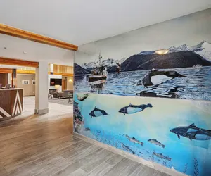 Photo 4 - Hotel Edgewater