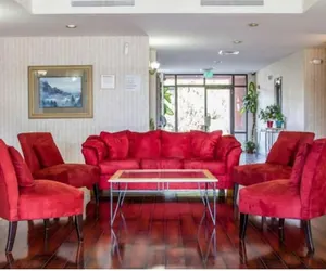 Photo 3 - Pacific Coast Inn