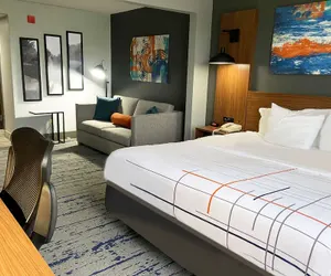 Photo 4 - La Quinta Inn & Suites by Wyndham-Albany GA