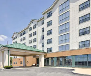 Photo 2 - Homewood Suites by Hilton Boston-Peabody