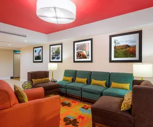 Photo 4 - La Quinta Inn & Suites Summersville / New River National Park