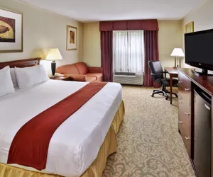 Photo 2 - Holiday Inn Express Breaux Bridge, an IHG Hotel