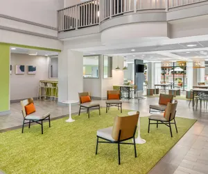 Photo 4 - Spark by Hilton Rock Hill