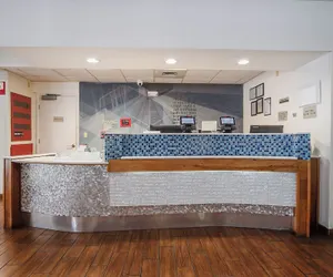 Photo 4 - Country Inn & Suites by Radisson, Savannah Southside
