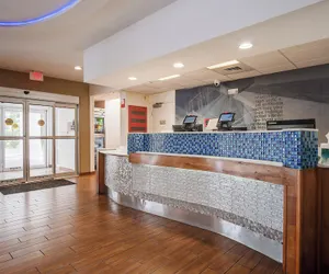 Photo 3 - Country Inn & Suites by Radisson, Savannah Southside