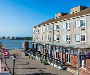 Photo 2 - Harbor House at Pier 21