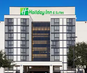 Photo 2 - Holiday Inn Hotel & Suites Beaumont Plaza (I-10 & Walden), an IHG Hotel