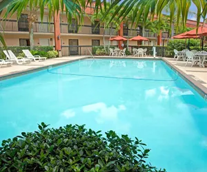 Photo 2 - Days Inn by Wyndham Florida City