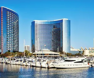 Photo 2 - Marriott Marquis San Diego Marina