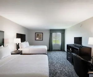 Photo 5 - The Garden Executive Hotel