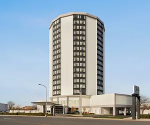 Photo 2 - Holiday Inn Philadelphia Arpt-Stadium Area by IHG