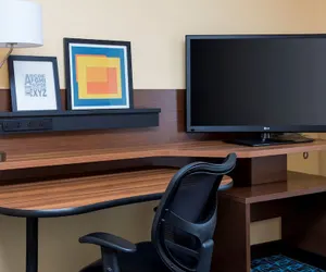 Photo 5 - Fairfield Inn & Suites Kansas City Lee's Summit