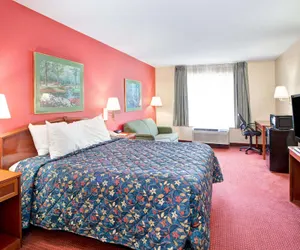 Photo 5 - Days Inn by Wyndham Marietta-Atlanta-Delk Road