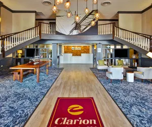 Photo 2 - Clarion Inn Seekonk - Providence