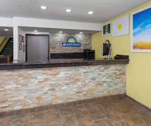 Photo 4 - Days Inn by Wyndham Mason City