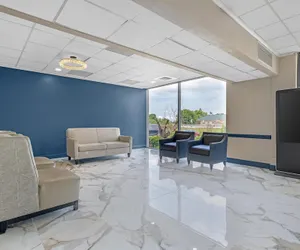 Photo 5 - Best Western Richmond Hotel