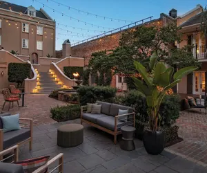 Photo 2 - Hotel de la Poste – French Quarter, A Renaissance Hotel