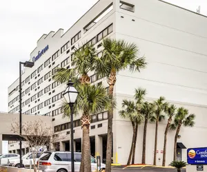 Photo 2 - Comfort Inn Downtown Charleston