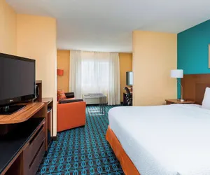 Photo 5 - Fairfield Inn & Suites Lincoln