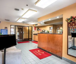 Photo 2 - Econo Lodge Princeton