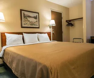 Photo 5 - Econo Lodge Princeton