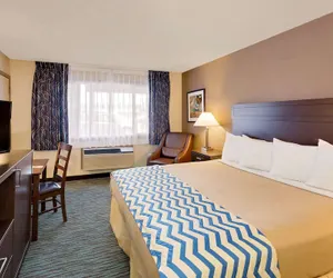 Photo 5 - Travelodge by Wyndham Aberdeen