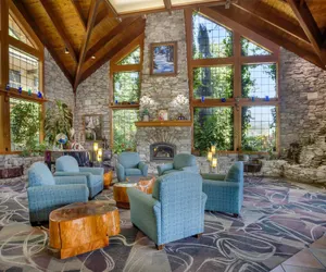Photo 4 - Best Western Plus Yosemite Gateway Inn