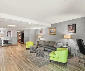 Photo 3 - Quality Inn