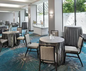 Photo 4 - Crystal Gateway Marriott