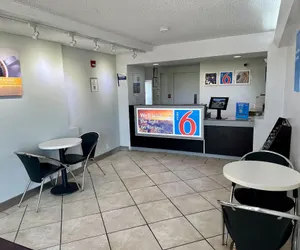 Photo 3 - Motel 6 West Monroe, LA