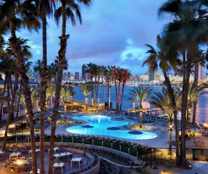 Photo 2 - Coronado Island Marriott Resort & Spa