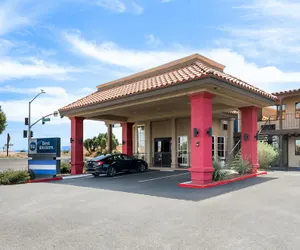 Photo 2 - Best Western Desert Villa Inn