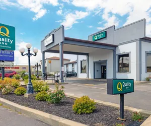 Photo 2 - Quality Inn - Niagara Falls Blvd