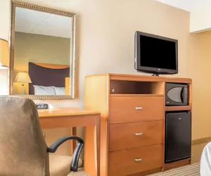 Photo 4 - Quality Inn Spring Valley - Nanuet