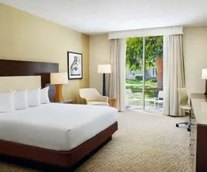Photo 2 - Hilton Oakland Airport
