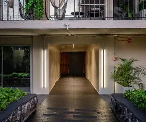 Photo 3 - Kona Seaside Hotel