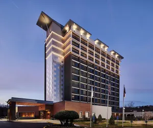 Photo 2 - DoubleTree by Hilton Raleigh Crabtree Valley