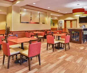 Photo 5 - Hampton Inn Emporia