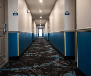 Photo 3 - Days Inn by Wyndham Troy