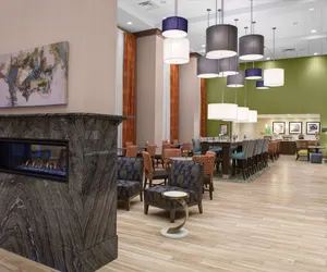 Photo 4 - Hampton Inn & Suites Syracuse North Airport Area