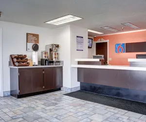 Photo 4 - Motel 6 The Dalles, OR