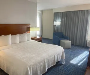 Photo 3 - Allentown Park Hotel by The Red Collection