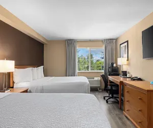 Photo 4 - Ramada by Wyndham Portland