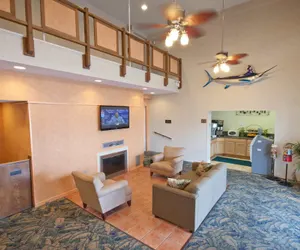 Photo 3 - Flagship Oceanfront Hotel