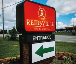 Photo 2 - Reidsville Inn & Suites By OYO Hwy 29